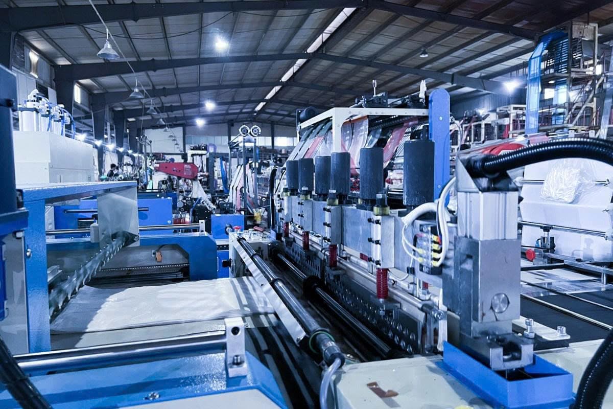 Dây chuyền in offset tại xưởng
